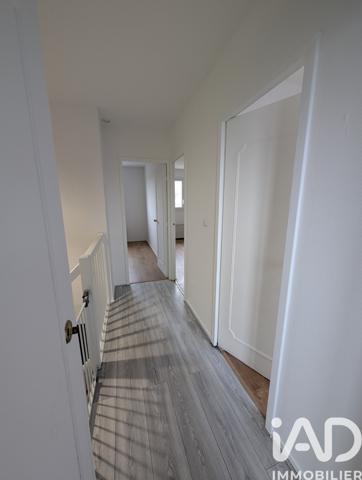 Maison à vendre 4 pièces 82 m² Saint-Germain-lès-Corbeil