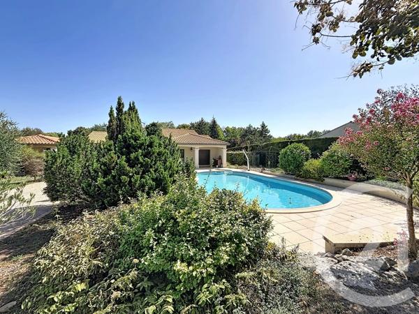 Maison à vendre  6 pièces - 153 m 2   GARAT  - 16