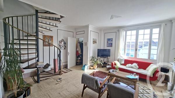 Maison à vendre  6 pièces - 153 m 2   GARAT  - 16
