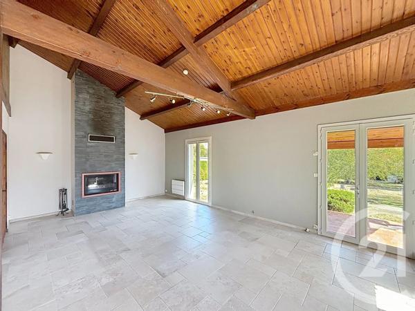 Maison à vendre  6 pièces - 153 m 2   GARAT  - 16