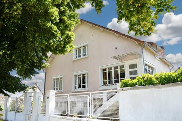 A SAISIR - PROCHE CENTRE - BORD DE VIENNE