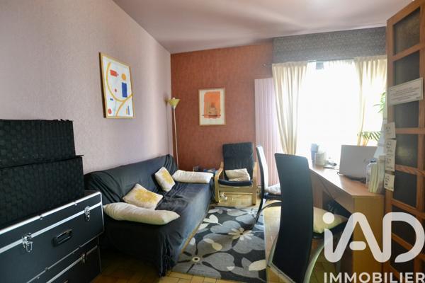 Immeuble à vendre 187 m² Poissy