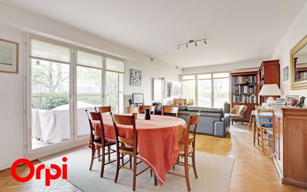 Appartement à vendre    5 pièces • 95,10 m2 Courbevoie