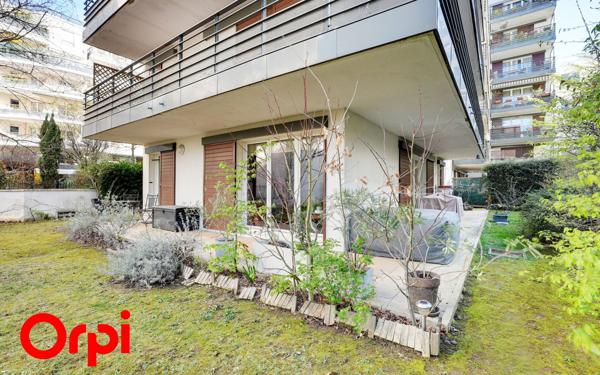 Appartement à vendre    5 pièces • 95,10 m2 Courbevoie