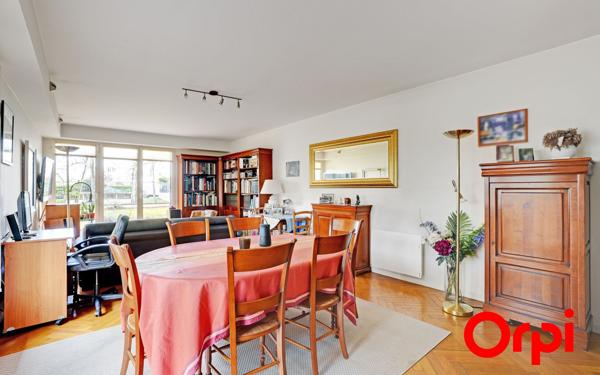 Appartement à vendre    5 pièces • 95,10 m2 Courbevoie