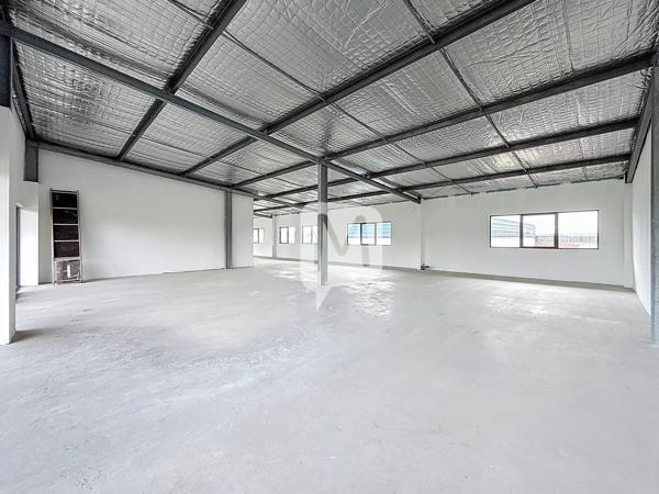 DPT GUYANE, à louer MATOURY Local/bureau de 76 m² au rez-de-chaussée et 1er étage