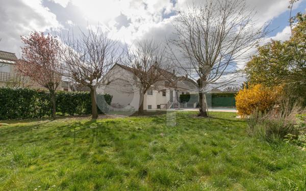 Maison à vendre    6 pièces •  Ormesson-sur-Marne