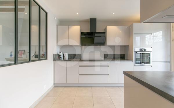 Maison à vendre    6 pièces •  Ormesson-sur-Marne