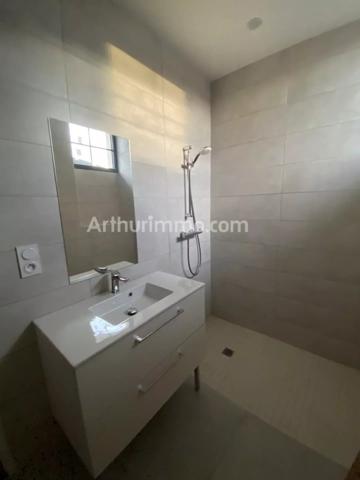 Location Appartement 4 pièces 76 m2 à Lestelle-Bétharram