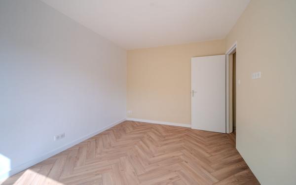 Appartement à vendre    1 pièce • 25 m2 Nancy