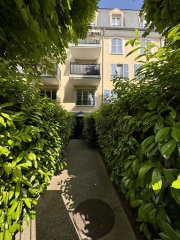 Aulnay-sous-Bois (93600) 3 pièces 56m2 à 6 min à pied de la gare RER B d' Aulnay-sous-Bois