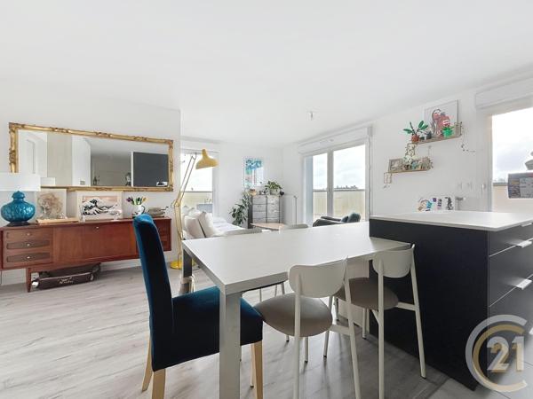 Appartement F5 à vendre  5 pièces - 94,96 m2 MONT ST AIGNAN - 76