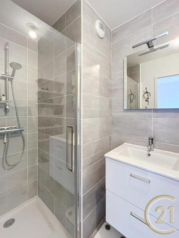 Appartement F5 à vendre  5 pièces - 94,96 m2 MONT ST AIGNAN - 76