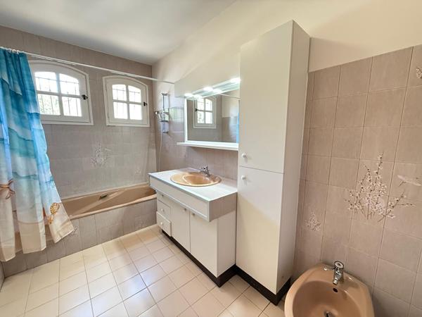 A LOUER - COLOMIERS - Maison T4 avec grand garage en sous sol, jardin cloturé et climatisation - G1321-LC