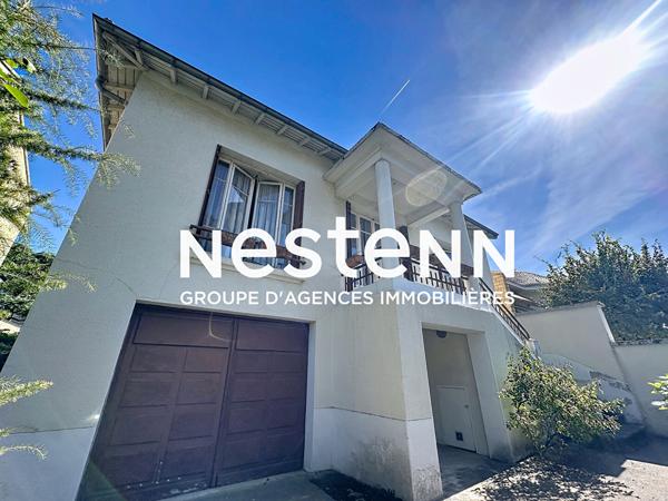 Maison indépendante 4 pièces 3 chambres avec garage - 69500 BRON