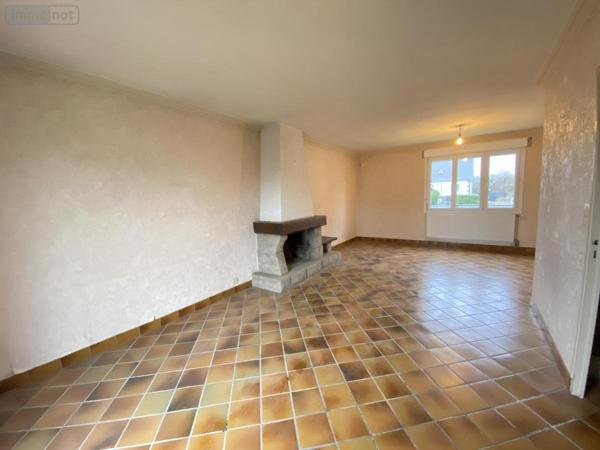 Maison à vendre à Loudéac dans les Côtes-d'Armor (22600), ref : 22110-2291