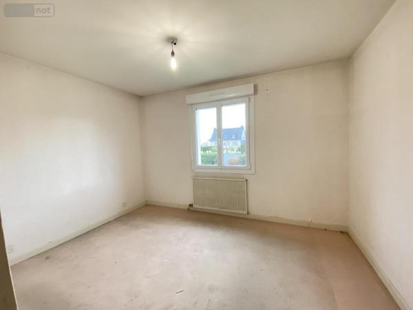 Maison à vendre à Loudéac dans les Côtes-d'Armor (22600), ref : 22110-2291