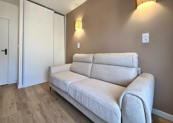 GRAND T3 - REFECTION TOTALE - TRAVERSANT- GARAGE