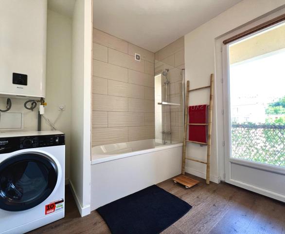 GRAND T3 - REFECTION TOTALE - TRAVERSANT- GARAGE