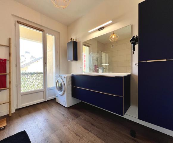 GRAND T3 - REFECTION TOTALE - TRAVERSANT- GARAGE