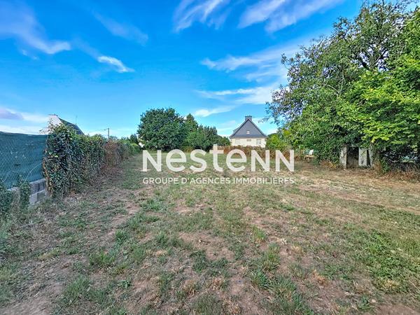 Terrain Constructible à vendre à Gourin - 881 m².