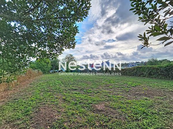 Terrain Constructible à vendre à Gourin - 881 m².