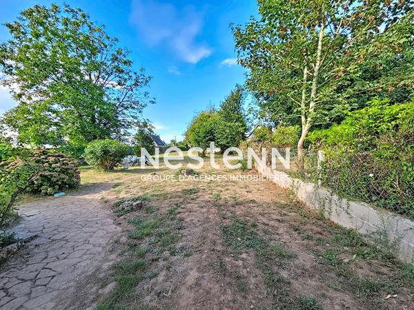 Terrain Constructible à vendre à Gourin - 881 m².