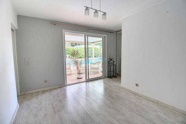 A VENDRE - 2 Maisons Draguignan 335 m²