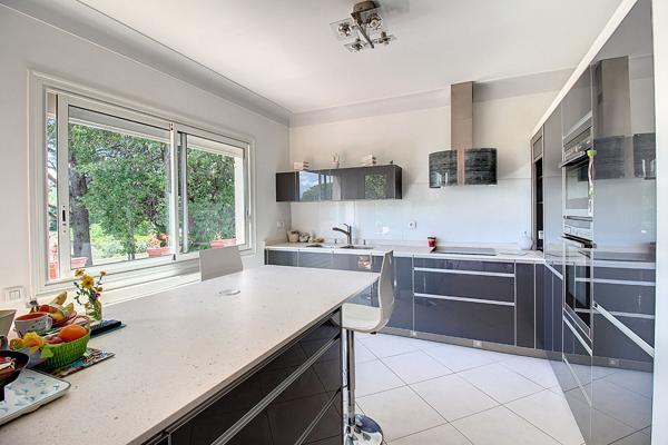 A VENDRE - 2 Maisons Draguignan 335 m²