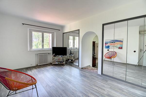 A VENDRE - 2 Maisons Draguignan 335 m²