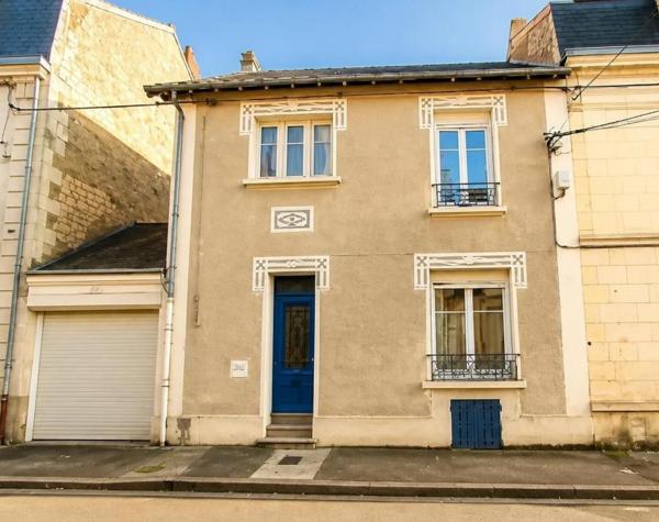 MAISON CENTRE VILLE  AVEC JARDIN ET GARAGE