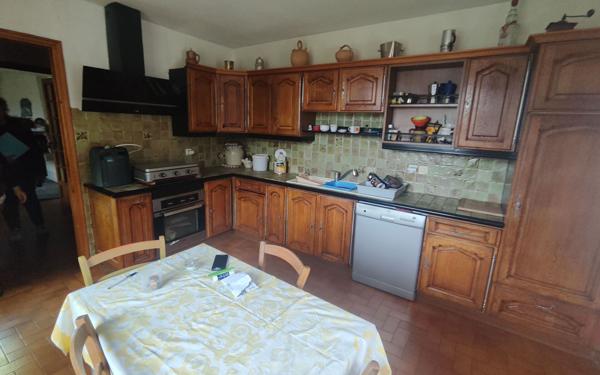 Maison à vendre    4 pièces •  Le Caire