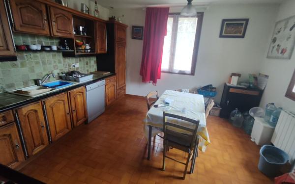 Maison à vendre    4 pièces •  Le Caire