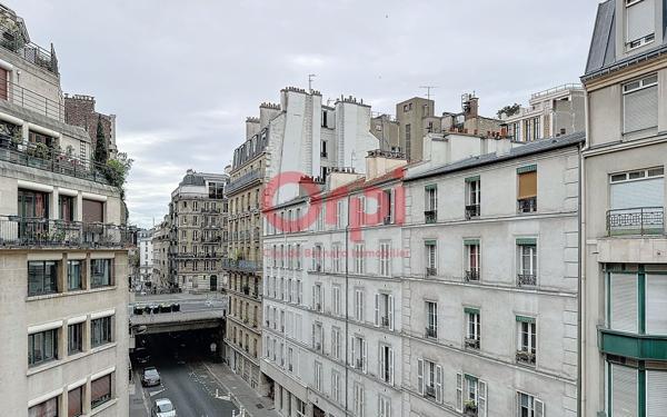 Appartement à vendre    2 pièces • 40,40 m2 Paris 5
