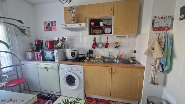 Appartement à SAINT-JEAN-D'ANGELY, 17400 - 3 pièces 63m²