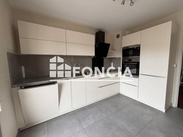 Location Appartement 3 pièces 74.32 m² - 1 RUE ALPHONSE DAUDET Gap 05000