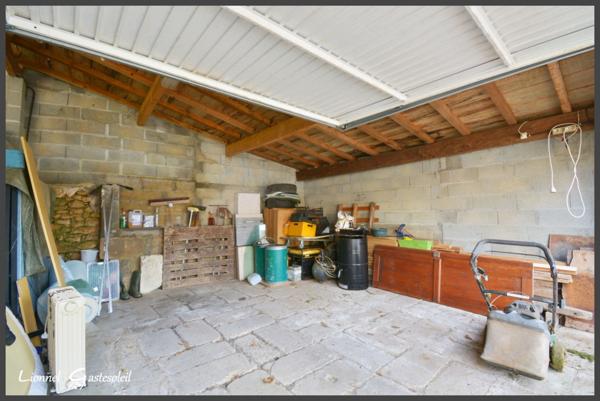 Maison à vendre Longère en Pierre de Caractère sur la commune de PINEUILH (33)