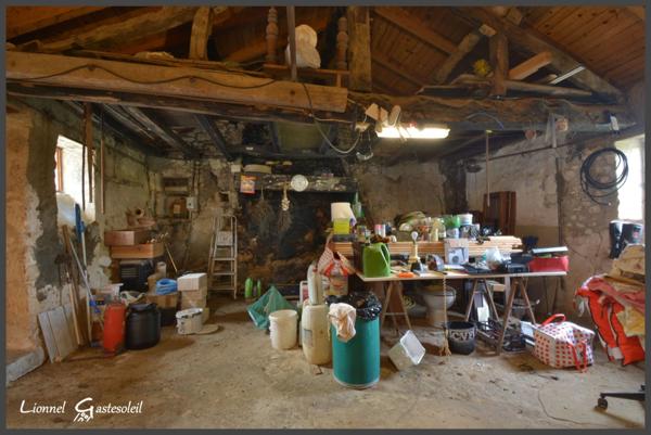 Maison à vendre Longère en Pierre de Caractère sur la commune de PINEUILH (33)