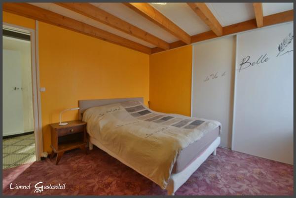 Maison à vendre Longère en Pierre de Caractère sur la commune de PINEUILH (33)