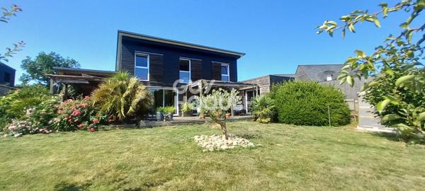 Maison DINAN environ 160 M²