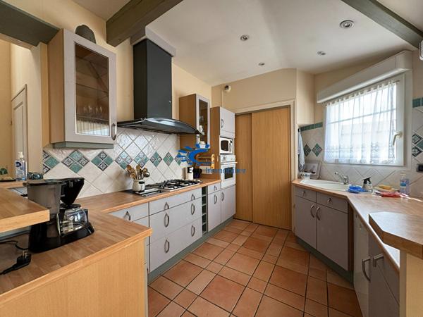 LA ROCHELLE APPARTEMENT 122 M² 3 CHAMBRES GARAGE TERASSE  La rochelle