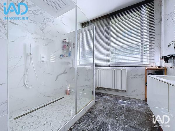 Appartement à vendre 4 pièces 136 m² Paris 10