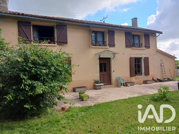 Maison à vendre 5 pièces 121 m² Champagné-Saint-Hilaire