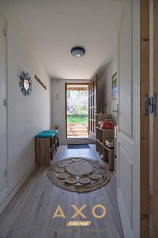 ENSEMBLE IMMOBILIER  – 285 M² – TERRAIN 4 000 M² - VUE SAINTE-VICTOIRE - 1 060 000€