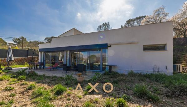 ENSEMBLE IMMOBILIER  – 285 M² – TERRAIN 4 000 M² - VUE SAINTE-VICTOIRE - 1 060 000€