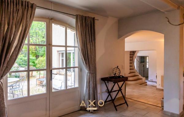 MONTAIGUET - BASTIDE PROVENÇALE – 142M² - PISCINE – POOL HOUSE - DÉPENDANCE – PARC 8000M² - 980 000€