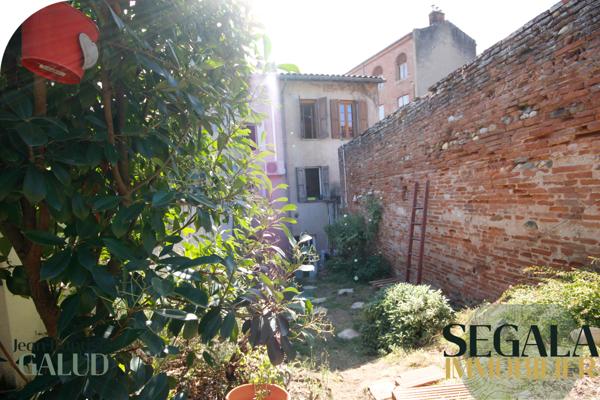 Albi (81000) La Madeleine, Maison de ville avec jardin