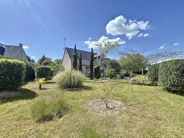 Maison à Montlouis-sur-Loire, 37270 - 6 pièces 150m²