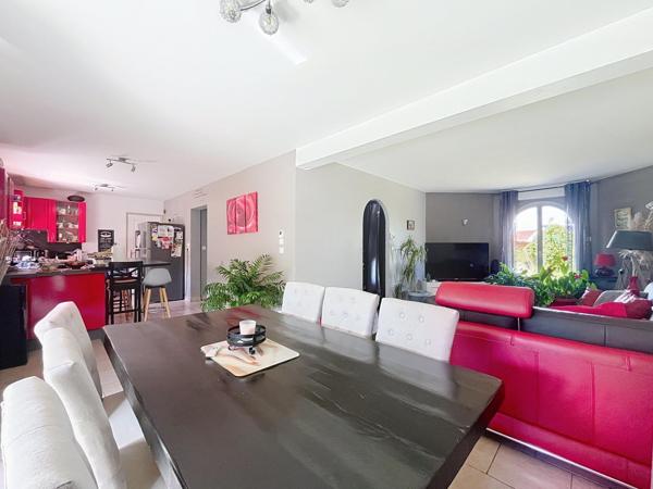 Maison à Montlouis-sur-Loire, 37270 - 6 pièces 150m²