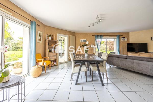 SUPERBE PLAIN-PIED AVEC VÉRANDA- 4 CH-1 BUREAU- GRAND GARAGE